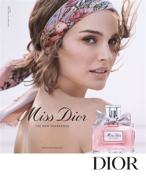 frau aus dior werbung